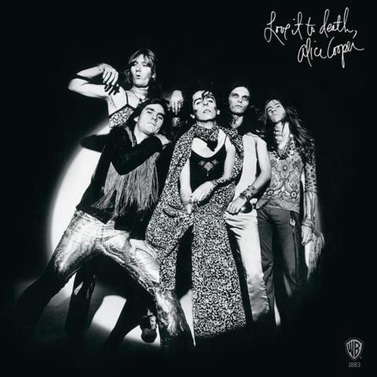Alice Cooper  Love It To Death