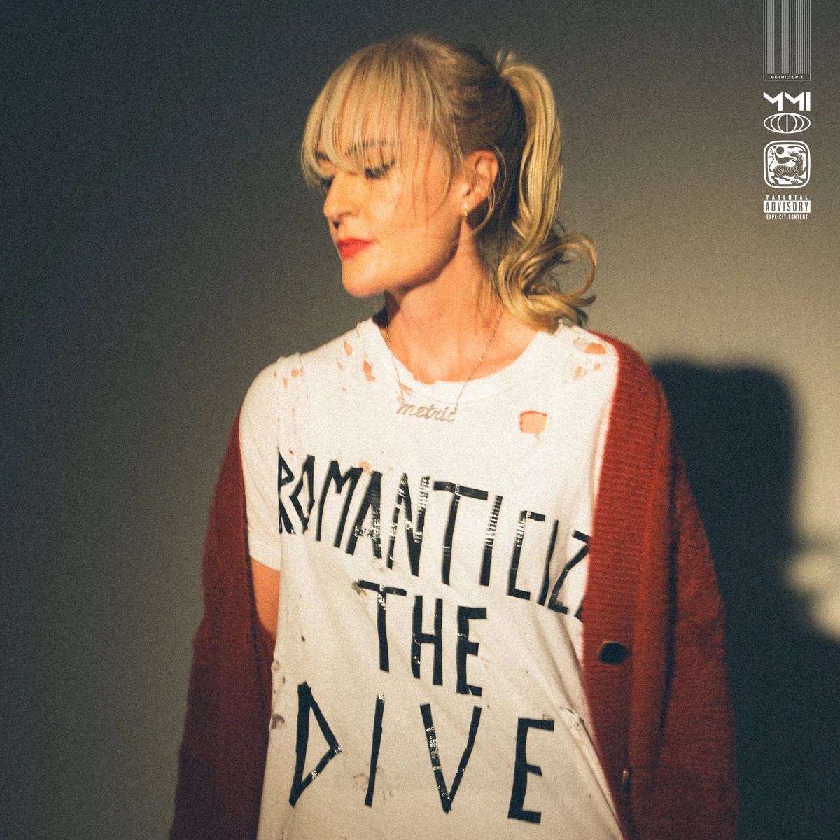 Metric – Romanticize The Dive